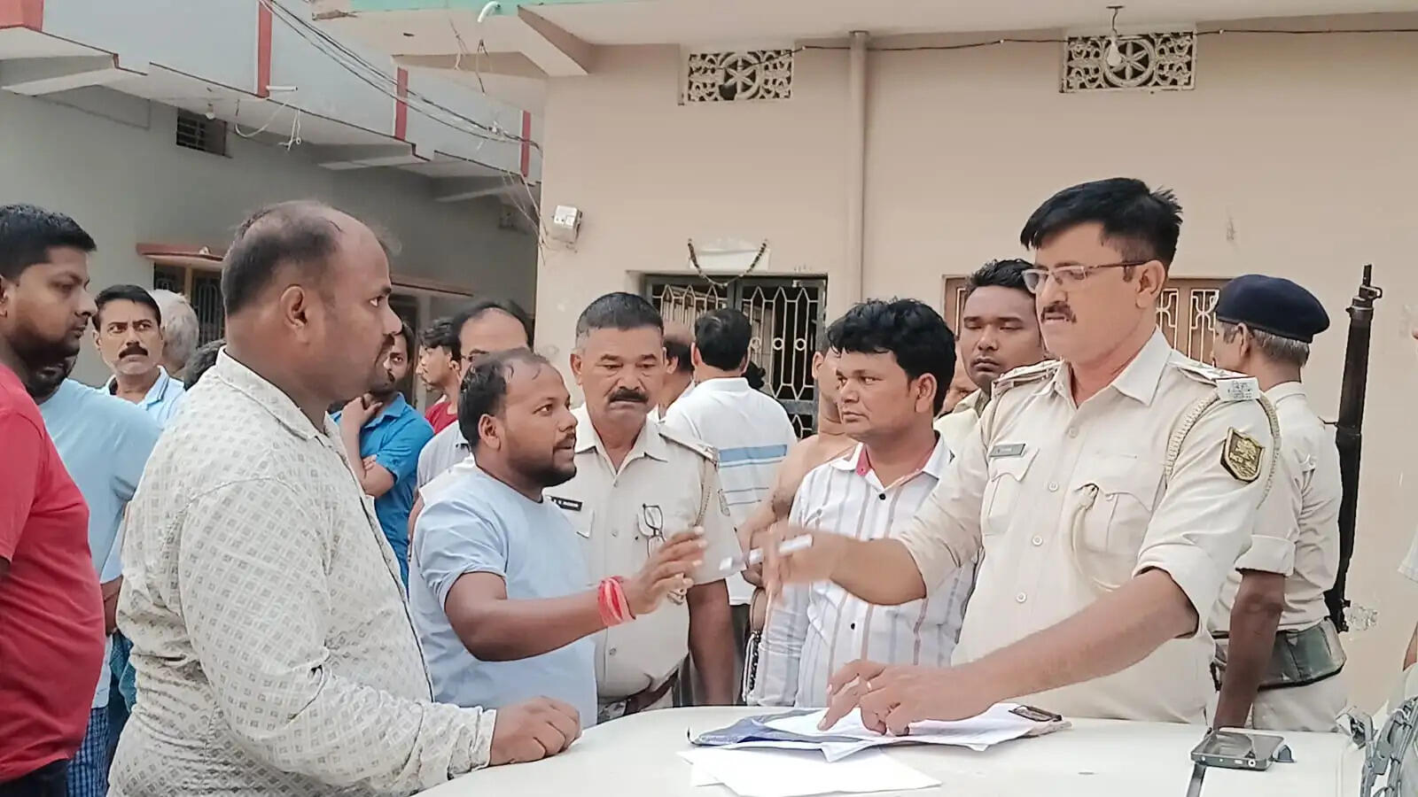 सिपाही भर्ती की तैयारी कर रही छात्रा की संदिग्ध मौत, कमरे में फंदे से लटका मिला शव