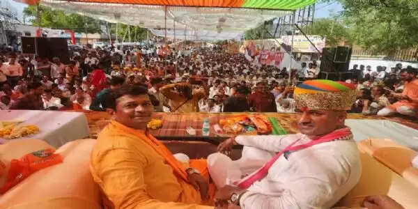 भाजपा प्रदेश अध्यक्ष सीपी जोशी ने भगवान श्री सांवलिया जी सेठ के दर्शन कर पूजा अर्चना की