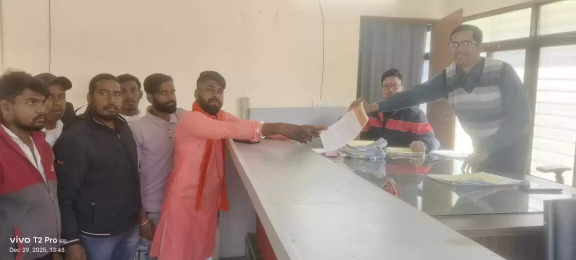 अनूपपुर: शिवसेना ने केवई नदी पर बांध निर्माण पर जताया विरोध, एसडीएम को पत्र सौंपकर रोकने की मांग