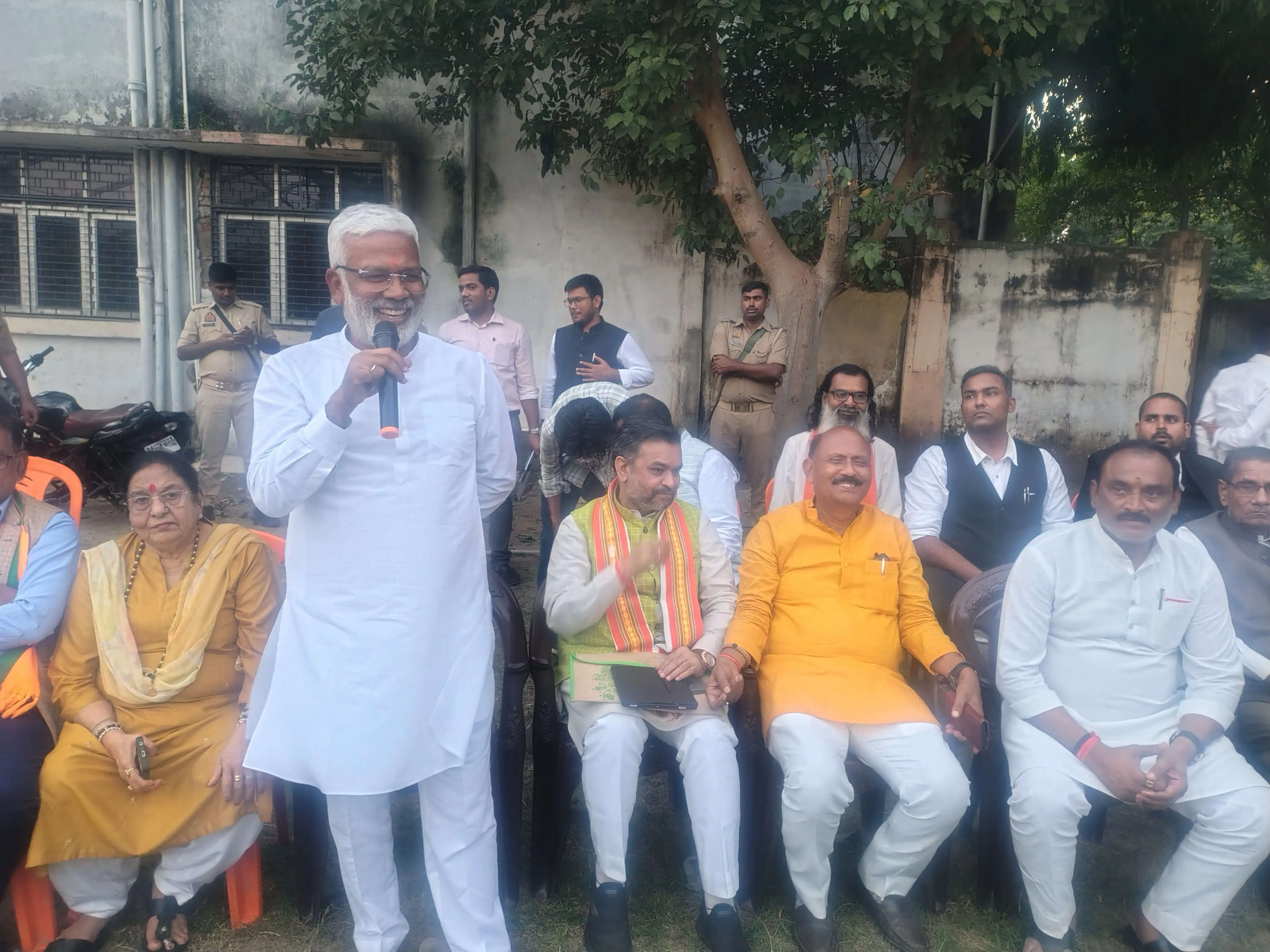 स्नातक चुनाव 2027 का सेमीफाइनल, कार्यकर्ता पूरी ताकत से जुटें : स्वतंत्र देव सिंह