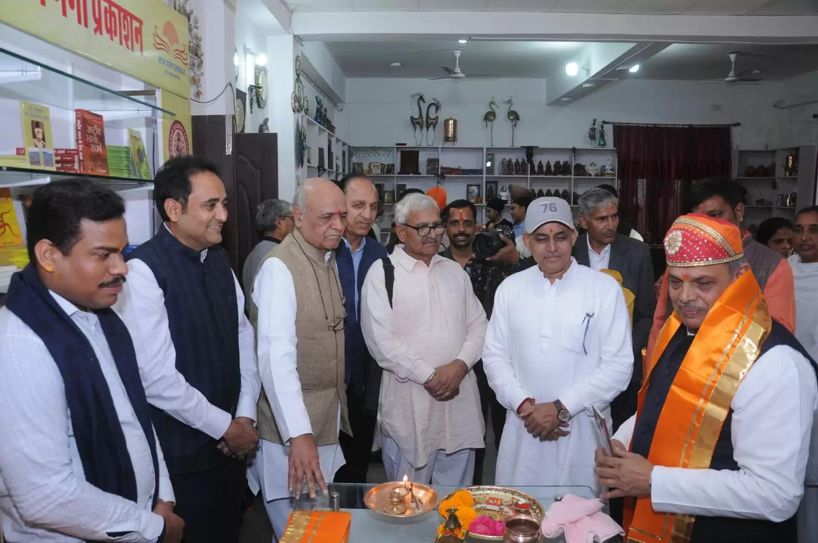 जीवन की सार्थकता का बोध कराता है उत्कृष्ट साहित्यः होसबाले