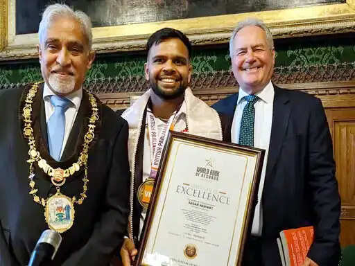 फरीदाबाद के बॉक्सर सागर नरवत ब्रिटिश संसद में सम्मानित