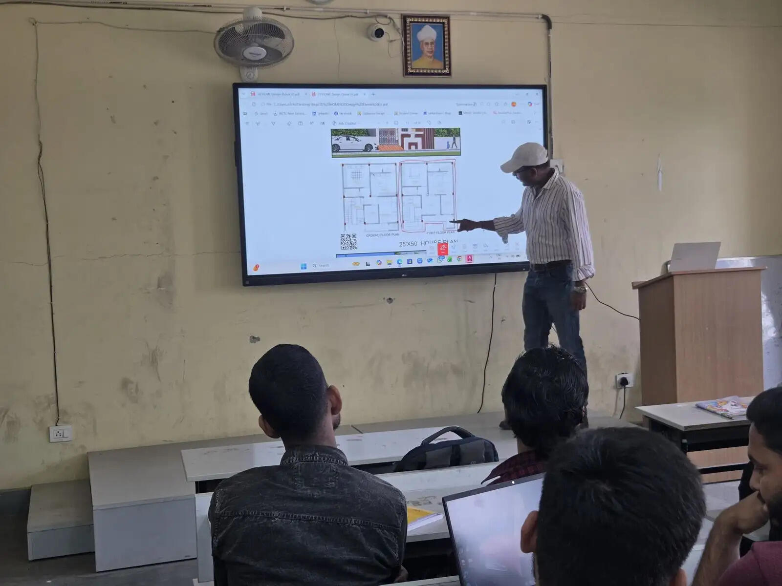 सुपौल कॉलेज ऑफ इंजिनियरिंग में ऑटोकैड ट्रेनिंग प्रोग्राम शुरू, छात्रों में उत्साह