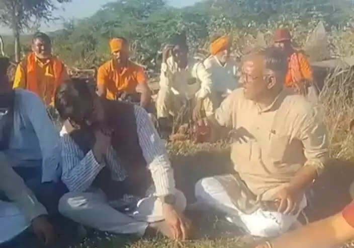 क्रिश्चियन समुदाय गौकशी के माध्यम से आदिवासियों को बदनाम कर वर्ग संघर्ष की स्थिति पैदा करना चाहता है- सोहन विश्वकर्मा