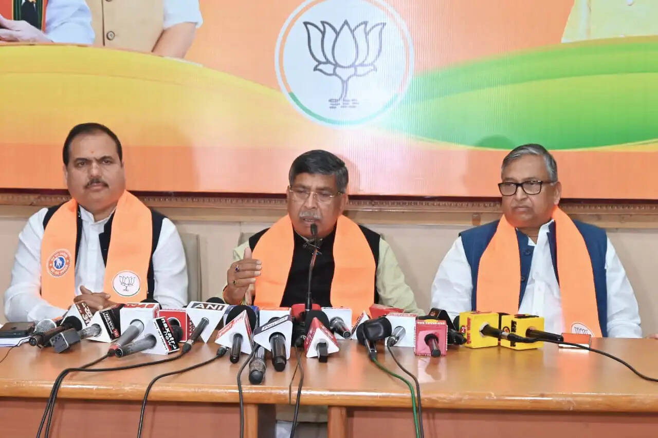 राज्य के सत्ताधारी गठबंधन ने निकाय चुनाव में लोकतंत्र का गला घोंटा : आदित्य साहू