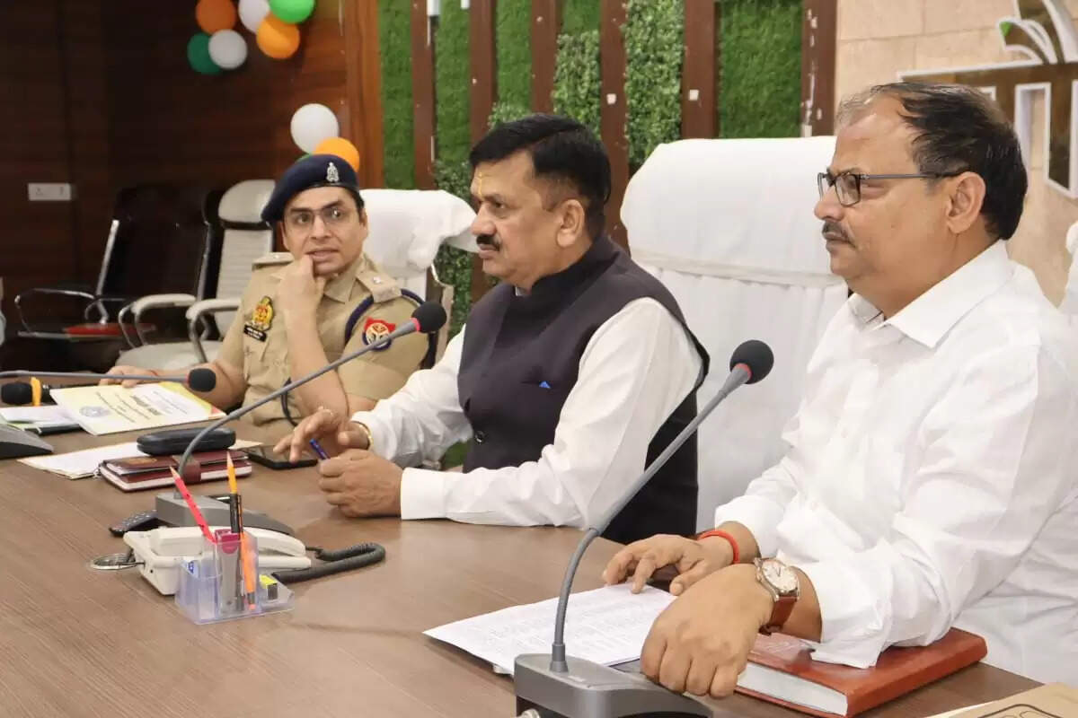 जिलाधिकारी ने होमगार्ड भर्ती परीक्षा को सकुशल संपन्न कराने के दिए निर्देश, समीक्षा भी की