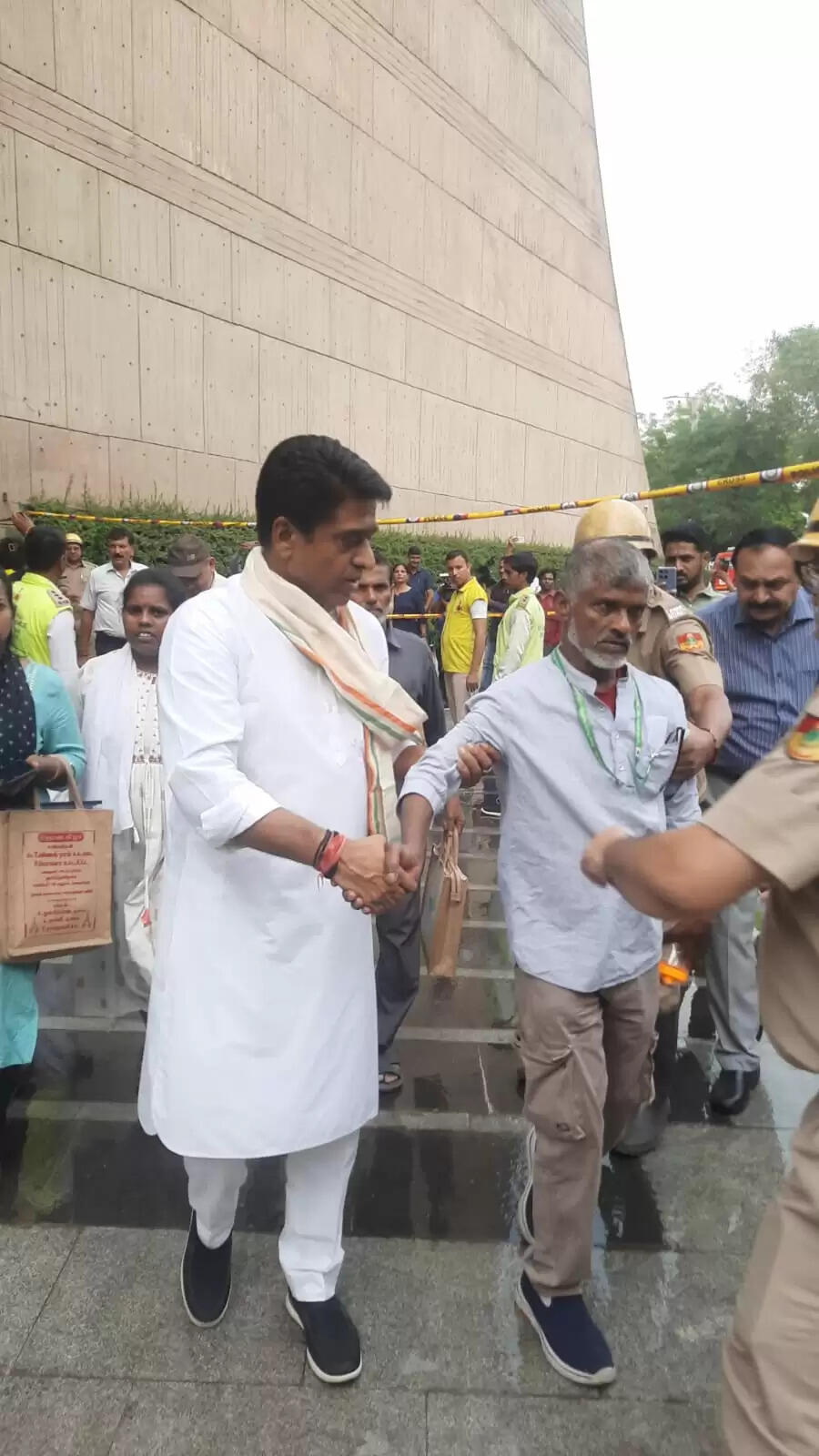 आपातकालीन तैयारी को मजबूत करने के लिए एनडीएमसी मुख्यालय में मॉक ड्रिल का किया गया आयोजन