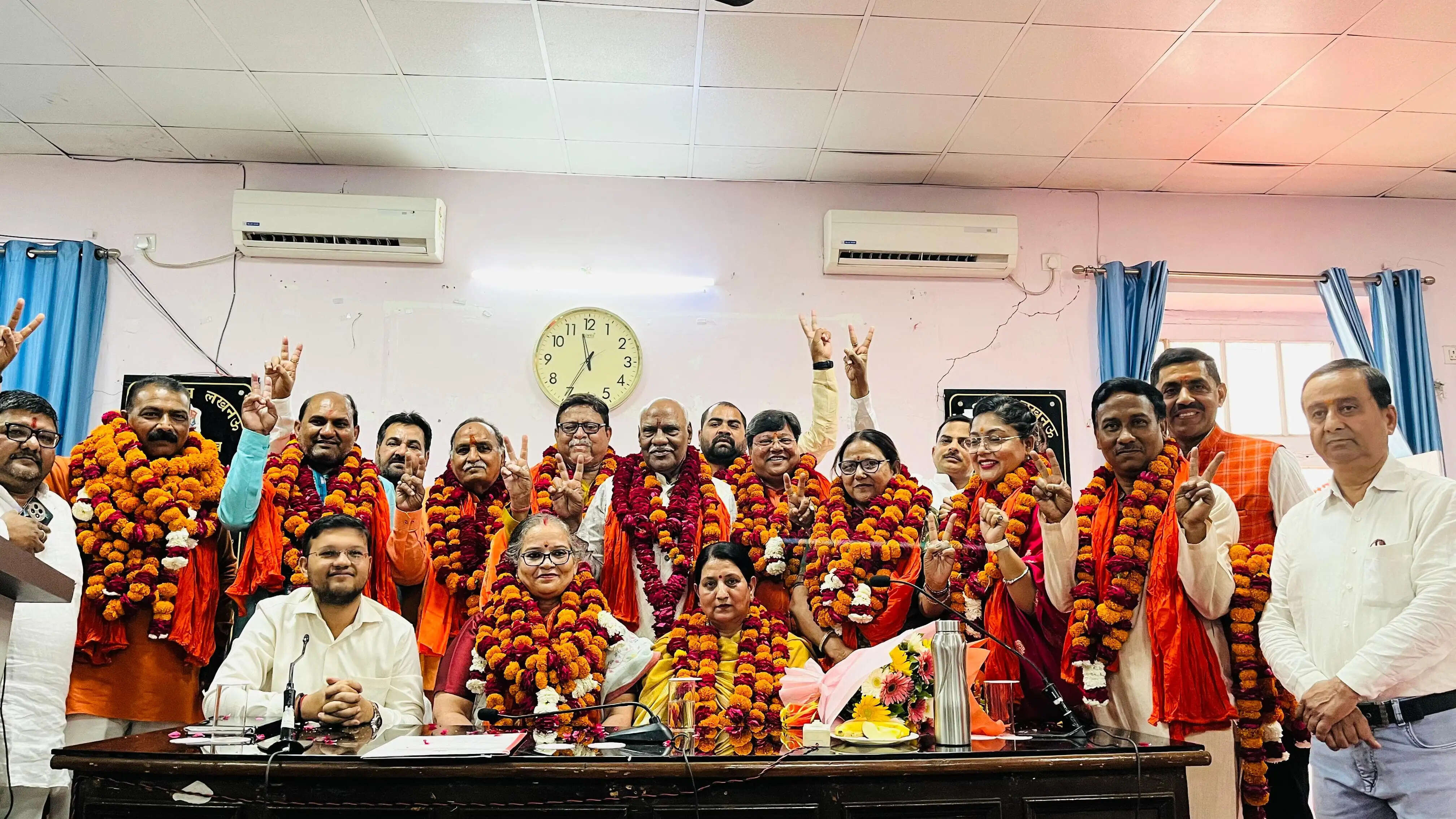 लखनऊ नगर निगम में नामित पार्षदों का शपथ ग्रहण समारोह सम्पन्न