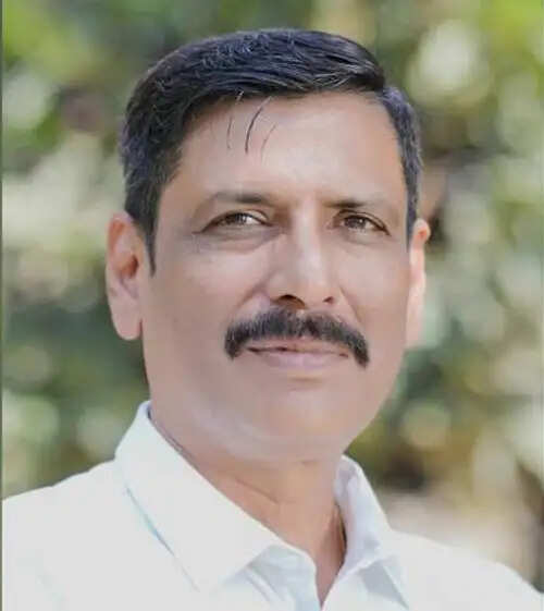 लैंडस्लाइड से रेलमार्ग प्रभावित होने से पर्यटक कैंसिल करा रहे होटल की बुकिंग
