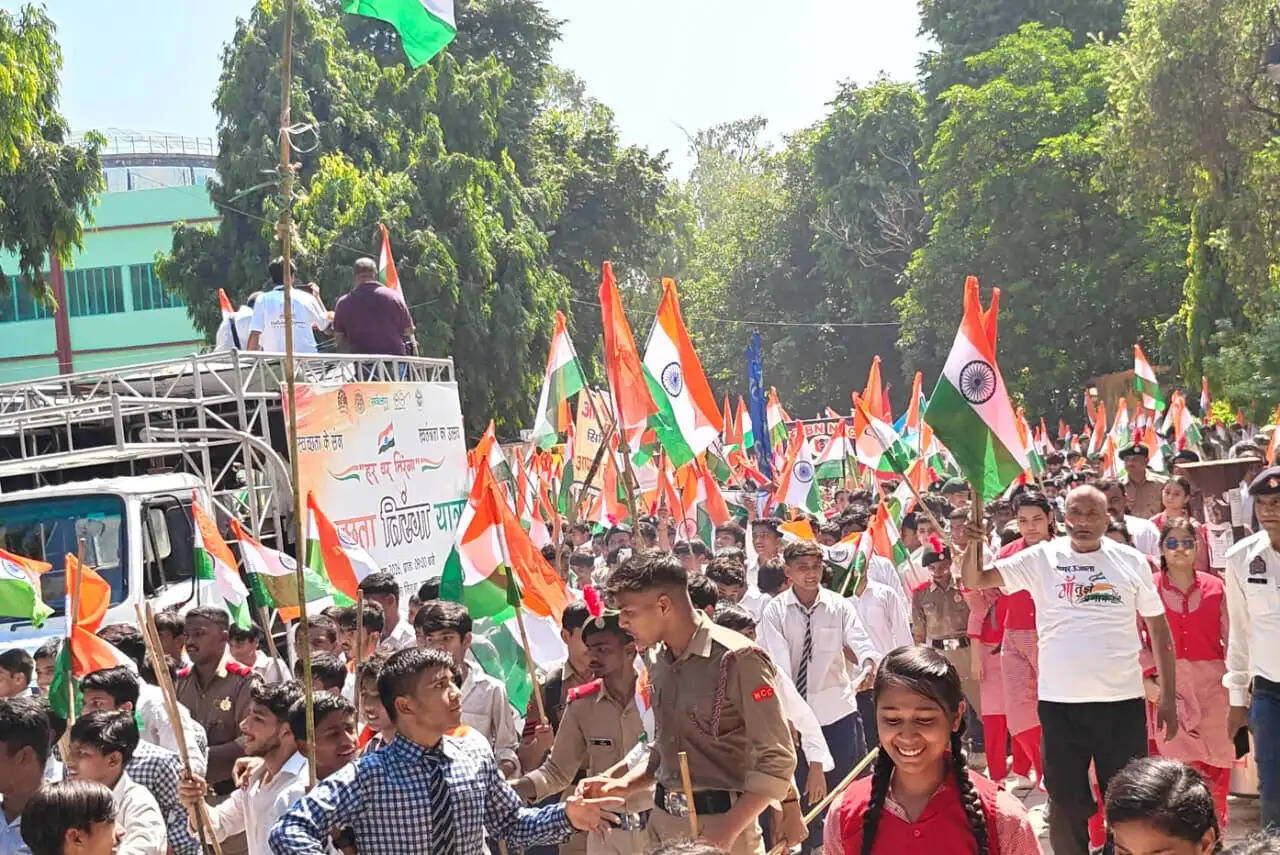 तिरंगा देश की आन- बान, शान का प्रतीक : डॉ. राजेंद्र पैंसिया