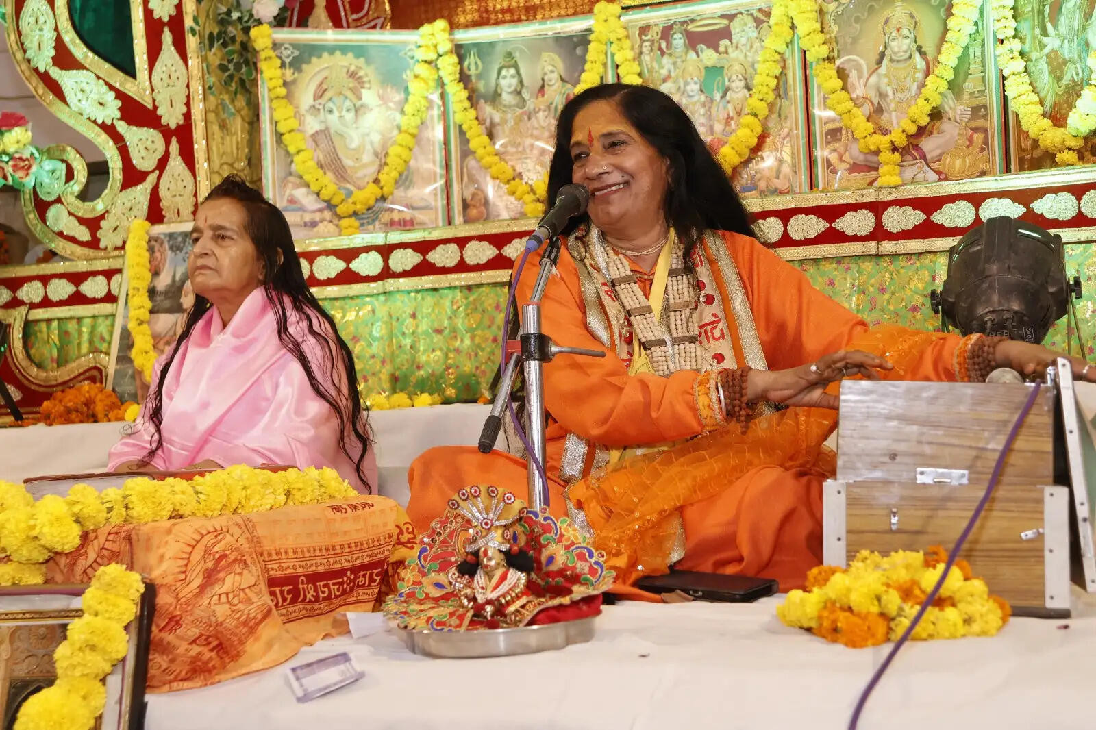 मानस ही भवसागर से पार होने की नौका : प्रज्ञा भारती गिरी