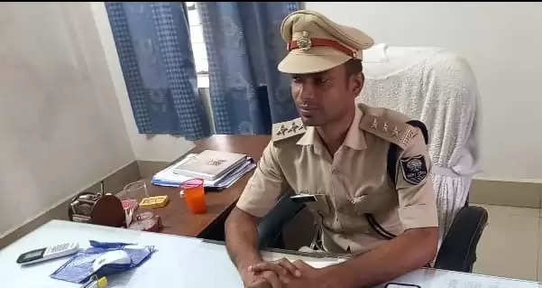 शहर की बेहतर यातायात के साथ पुलिस ने छह महीने में 12428 मामले का निष्पादन