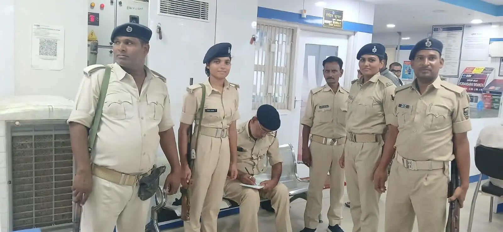 बक्सर पुलिस के विशेष अभियान में 15 गिरफ्तार, 116 लीटर से अधिक शराब बरामद