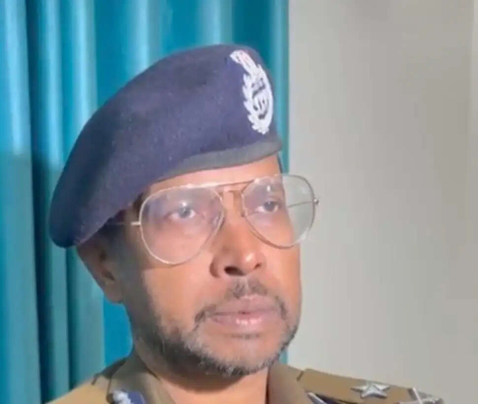 विरोध-प्रदर्शन के दौरान पुलिस ने नहीं किया बल प्रयोग : आईजी