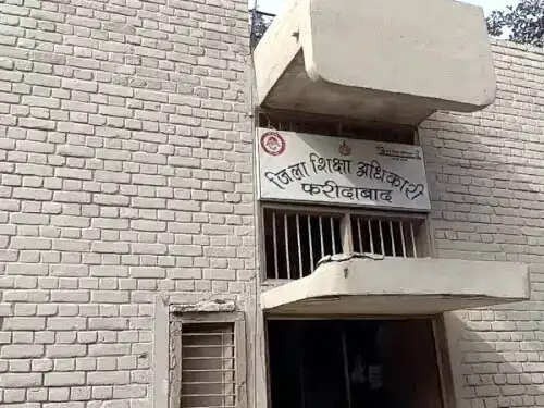 फरीदाबाद : अब बिना आधार-कार्ड के होंगे प्रवासी श्रमिकों के बच्चों के दाखिले