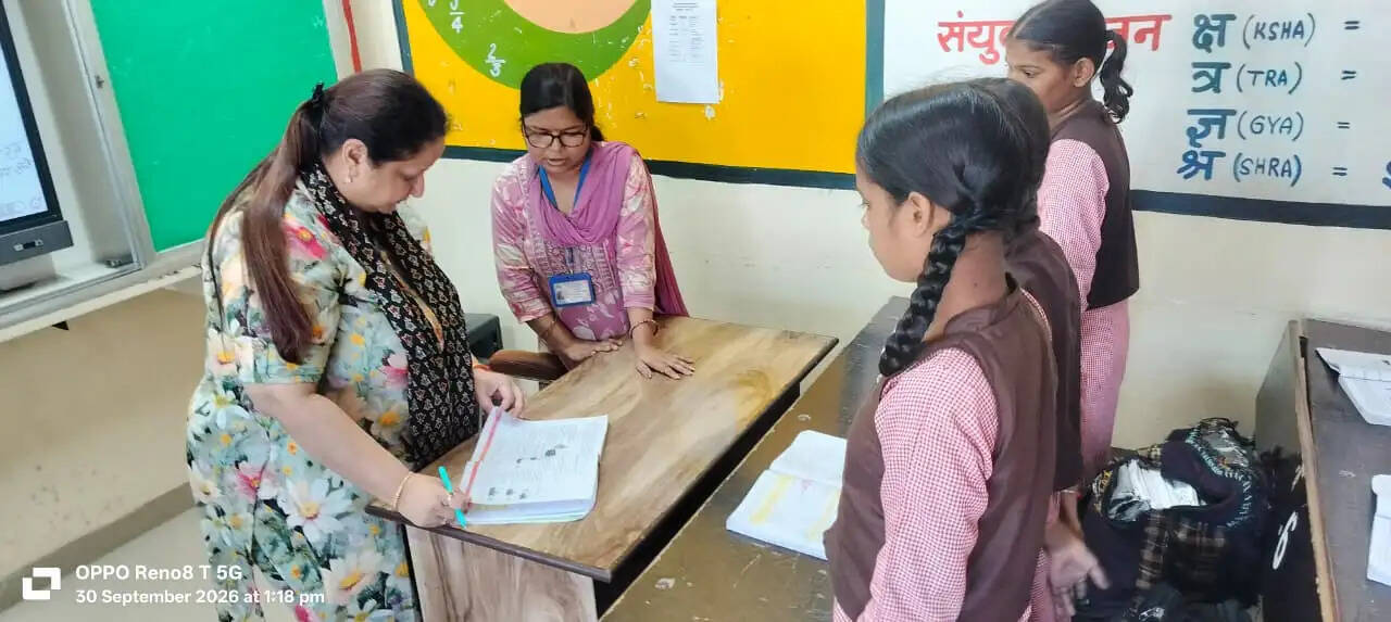 सबसे बड़ा आभूषण अच्छी शिक्षा : मंडलायुक्त