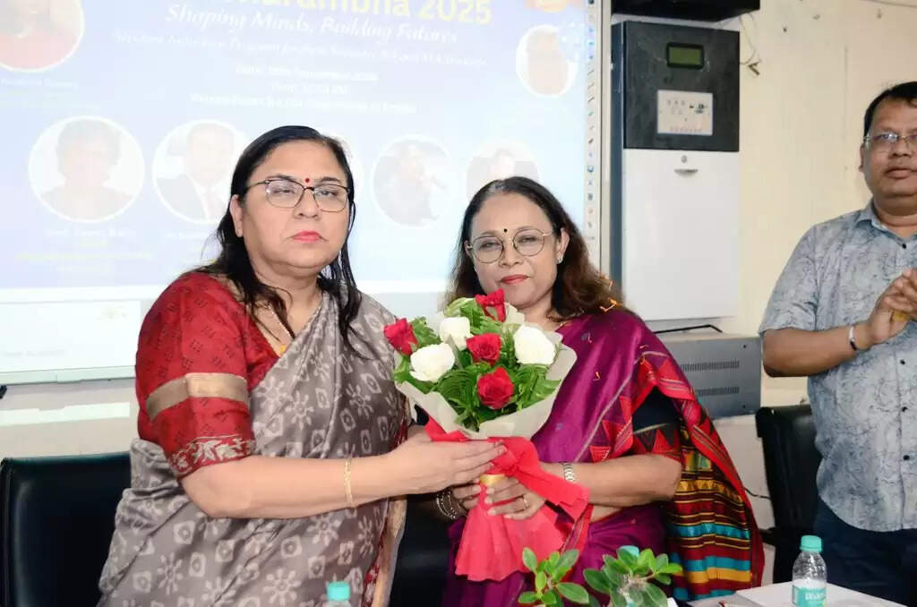 कैंपस लाइफ को पूरी तन्मयता के साथ जिएं छात्र - छात्राएं: प्रो पूनम टंडन