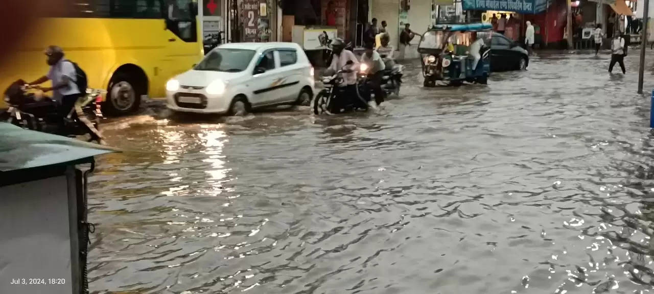 अलवर जिले में दूसरे दिन भी जारी रही बारिश, नदी और बांधो में आया पानी