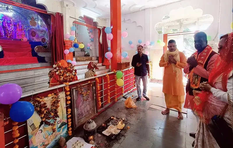 रायसेनः राज्यमंत्री पटेल ने उदयपुरा के विभिन्न मंदिरों में की पूजा-अर्चना