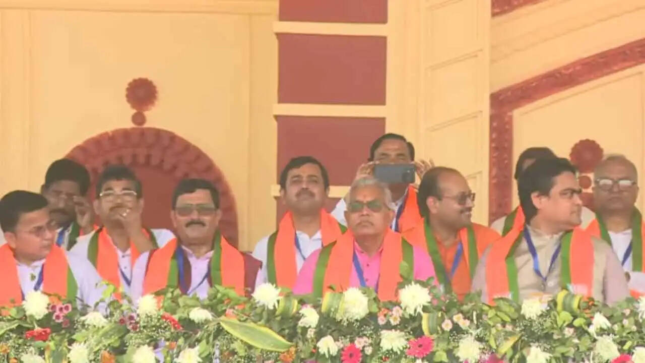 विस चुनाव 2026 : ममता के खिलाफ लड़ेंगे शुभेंदु, दिलीप घोष को भी मिला टिकट