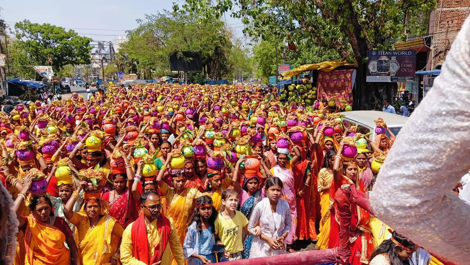 रुद्र प्राण प्रतिष्ठा महायज्ञ प्रारंभ, 1100 महिलाओं ने उठाया कलश
