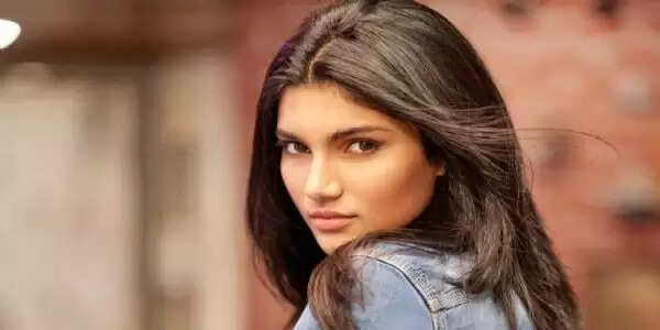 नई फिल्म से बड़े पर्दे पर लौटेंगी अलीजेह अग्निहोत्री