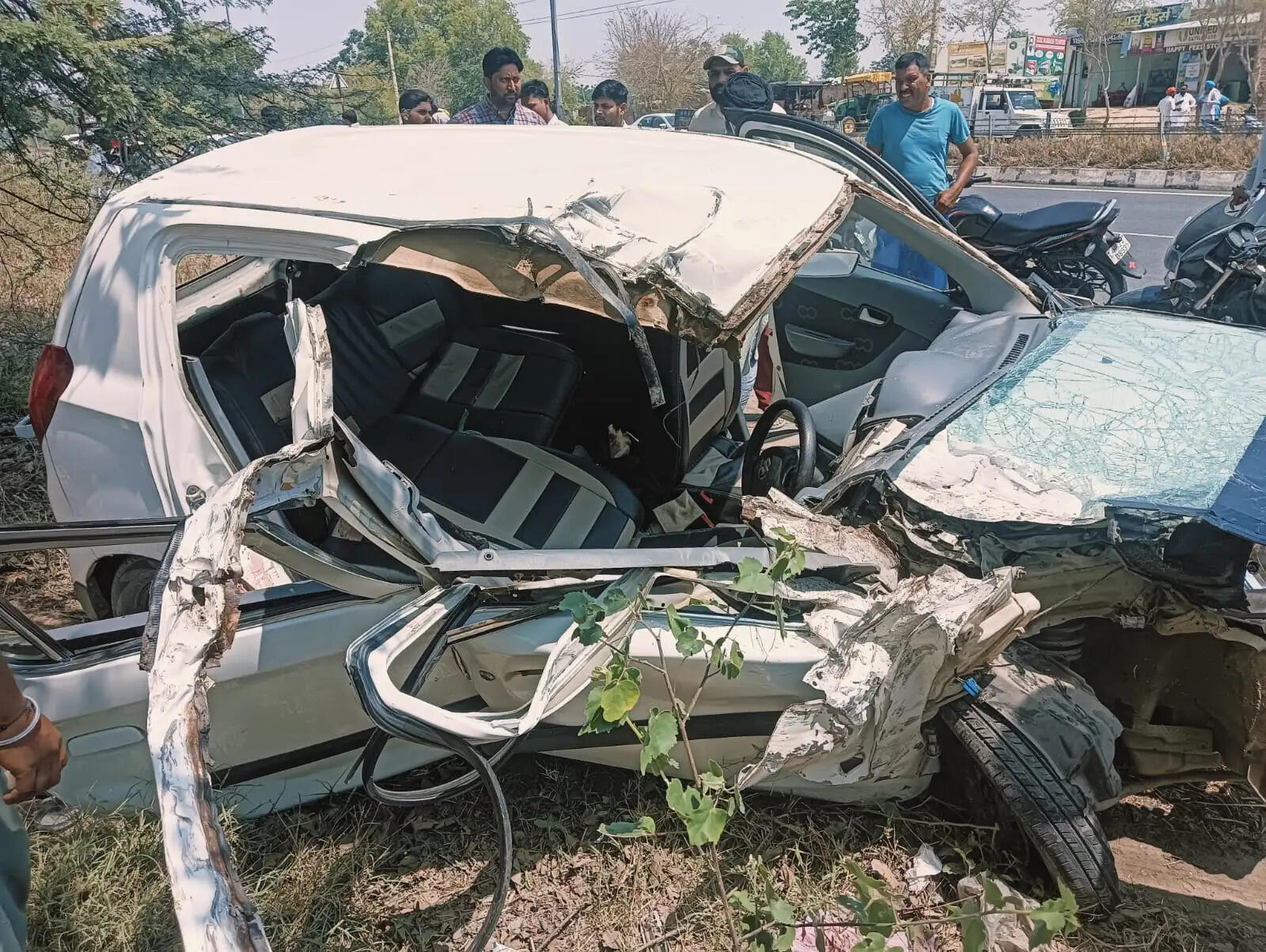 सिरसा: सडक़ हादसे में महिला की मौत, चार घायल