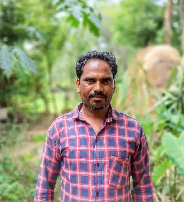 पीएम-किसान सम्मान निधि योजना से किसान लोचन प्रसाद कश्यप को खेती-किसानी की जरूरतें पूरी करने में मिल रही मदद