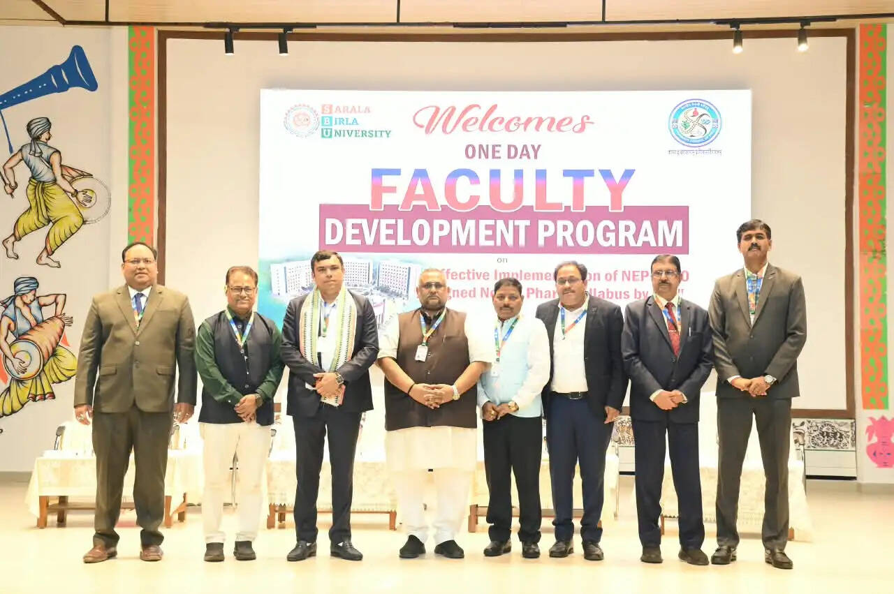 नए बी फार्म पाठ्यक्रम में एआई और मेडिकल डिवाइसेज उभरता क्षेत्र : पटेल