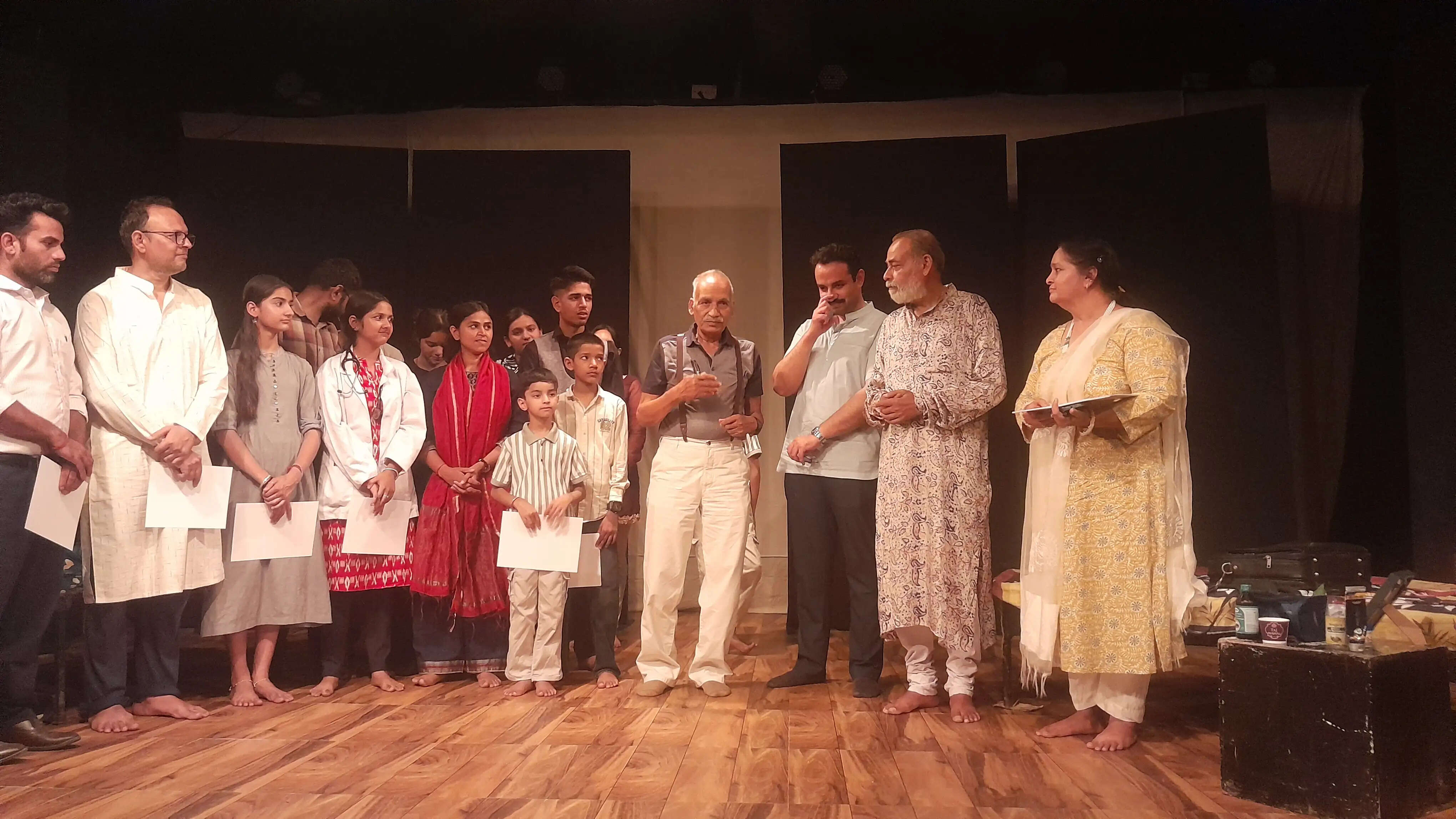 रंगमंच: मनुष्य के भीतर छिपे अकेलेपन, स्मृतियों, पछतावों और संबंधों को तलाशता नाटक बलि और शंभू