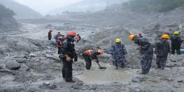 नेपाल त्रासदी : अबतक 768 शव बरामद, लापता लोगों की संख्या 2500 के पार