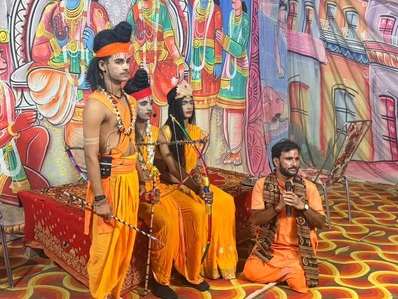 रामलीला में सीताहरण का मंचन, जटायु-रावण युद्ध देख भावुक हुए दर्शक