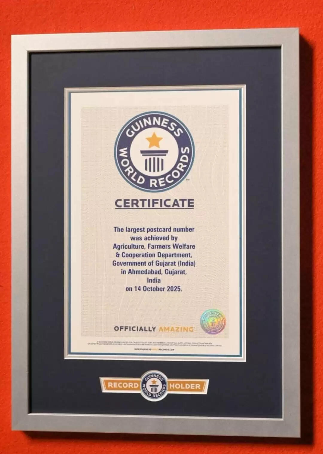 गुजरात के लोगों ने दुनिया के सबसे बड़े आभार लेखन पोस्टकार्ड अभियान का रिकॉर्ड किया अपने नाम