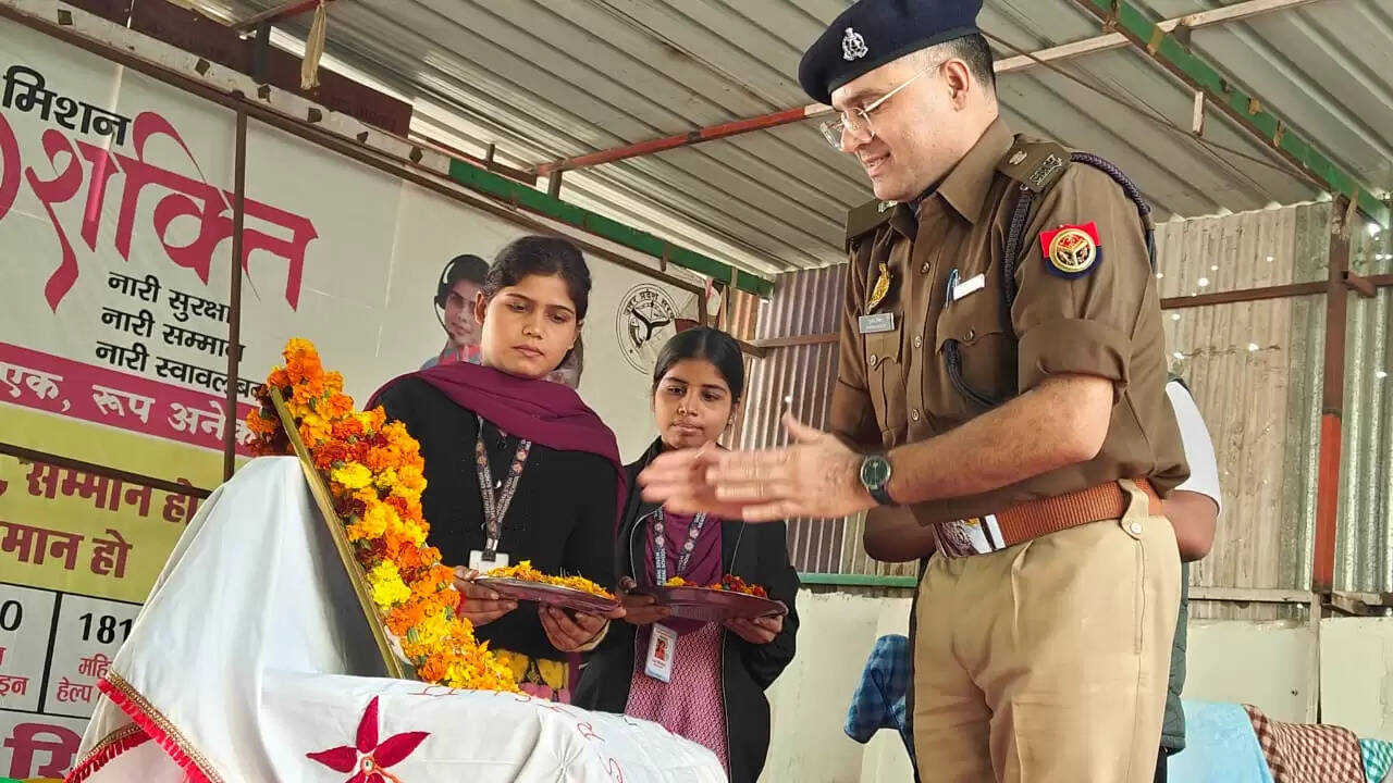 यातायात माह पर बच्चों ने दिए ट्रैफिक जागरूकता का संदेश