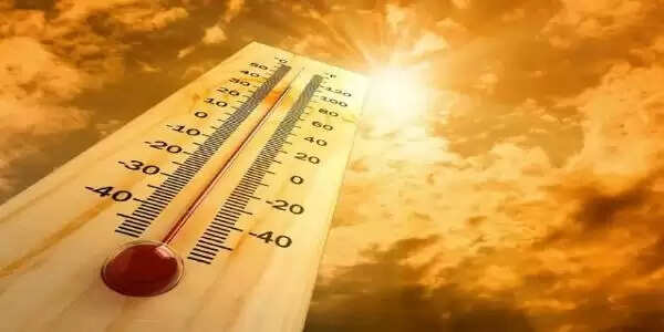 झारखंड में 30 अप्रैल तक मौसम में उतार-चढ़ाव की संभावना, बारिश-ओलावृष्टि और वज्रपात का ऑरेंज अलर्ट जारी