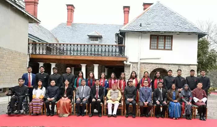 राज्यपाल ने आईएएंडएएस अधिकारियों के प्रशिक्षण कार्यक्रम का शुभारंभ किया