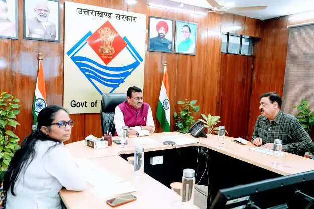 मुख्य सचिव ने स्वास्थ्य विभाग की समीक्षा की, जिला अस्पतालों को एनएबीएच मान्यता दिलाने पर दिया जोर