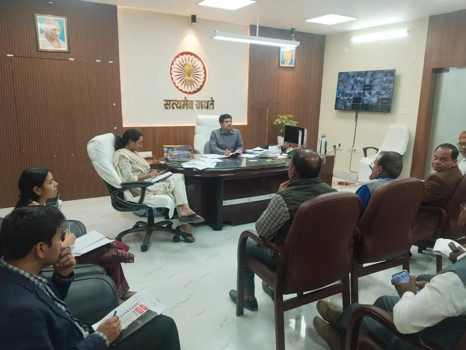 डीएम की अध्यक्षता में जिला उपभोक्ता संरक्षण परिषद की बैठक, उपभोक्ता अधिकारों के प्रचार-प्रसार पर जोर