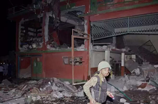 भारत ने पाकिस्तान को दिया हमलों का कड़ा जवाब, जम्मू-कश्मीर, पंजाब, राजस्थान में पड़ोसी के किए दांत खट्टे