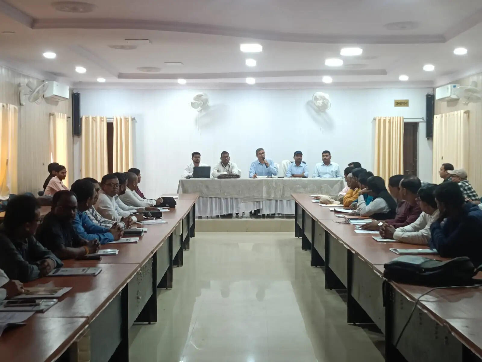 जनगणना के प्रथम चरण मकान सूचीकरण को लेकर फील्ड प्रशिक्षकों का तीन दिवसीय प्रशिक्षण