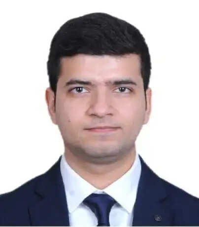 ऋषभ ने आईएएस की परीक्षा की उत्तीर्ण