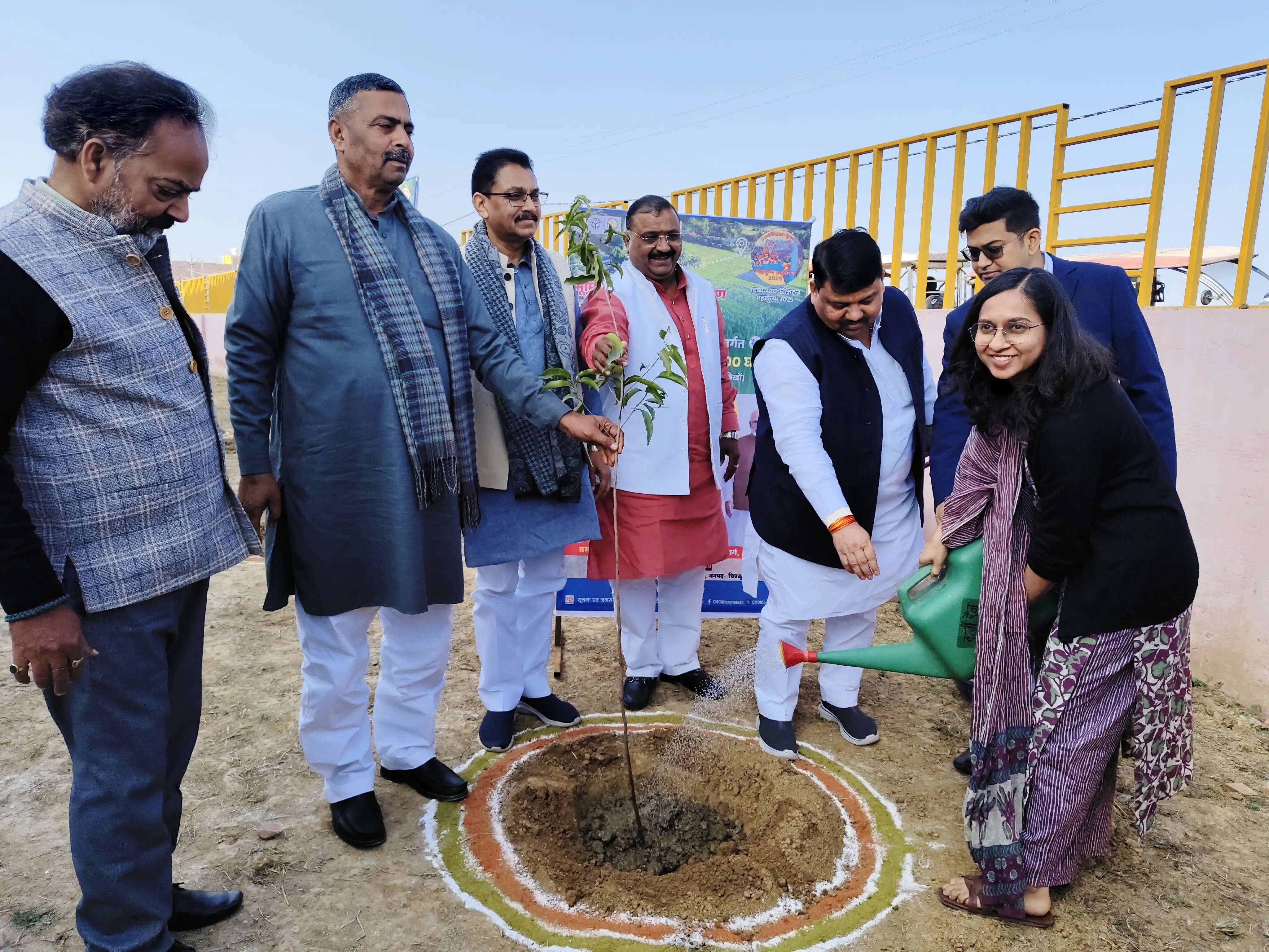 पीएम मोदी की स्वामित्व योजना से बदलेगी लोगों की तकदीर : विधायक अविनाश चंद्र द्विवेदी