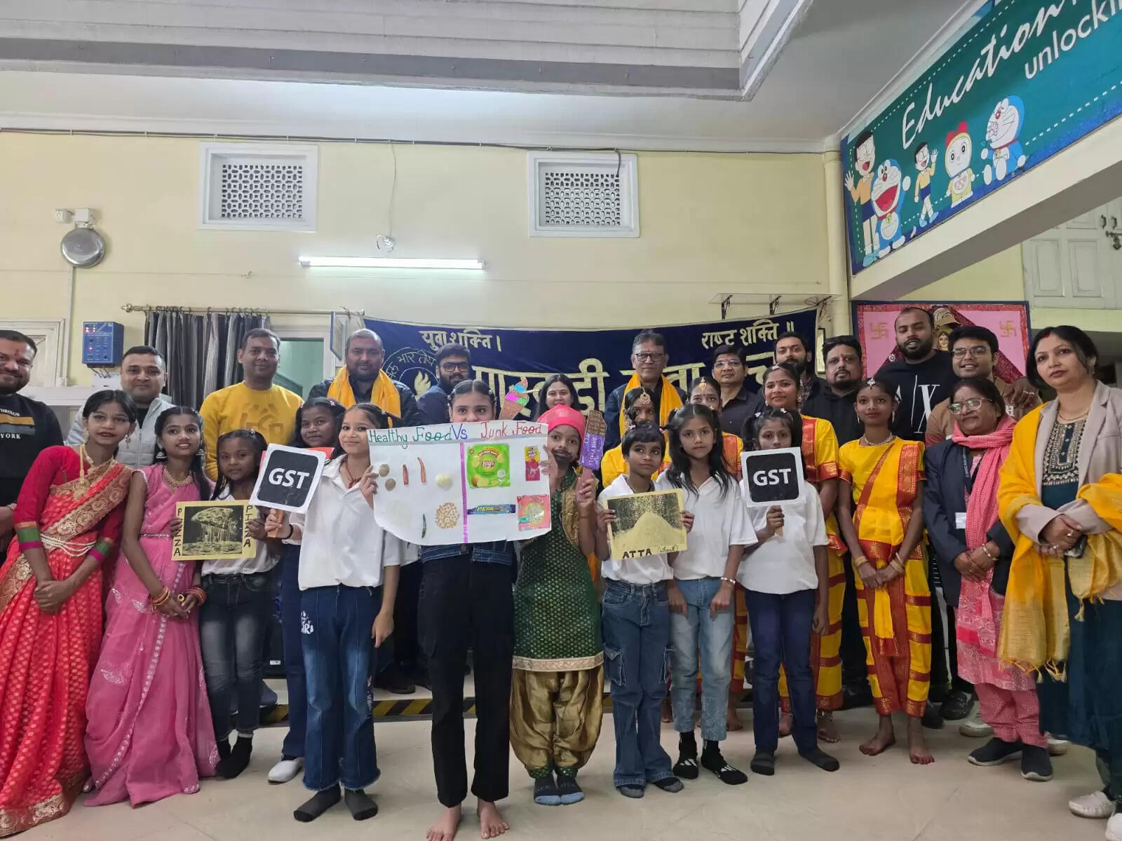 मारवाडी मंच ने बच्चों का कराया डेंटल चेकअप