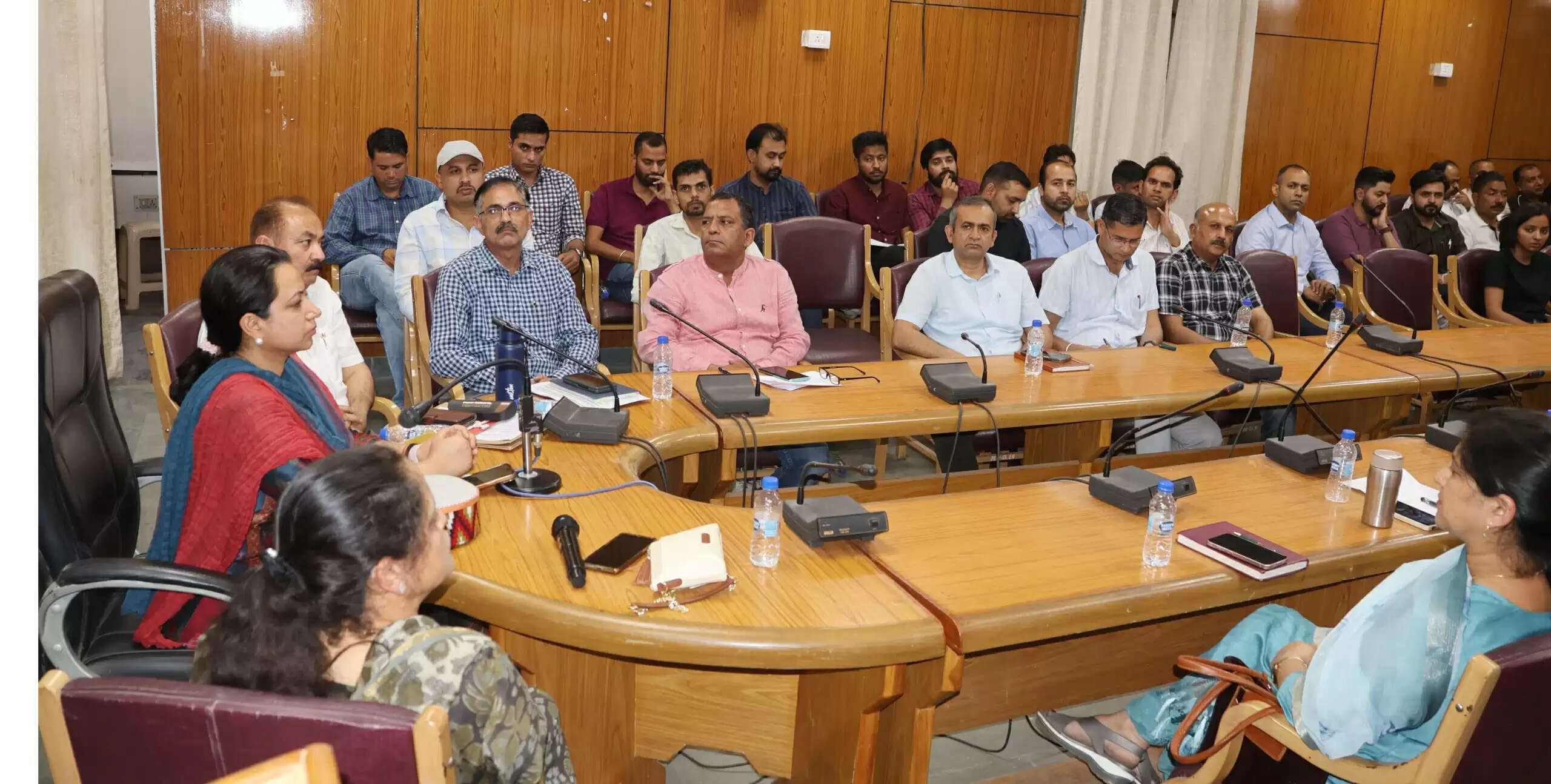 एडीएम ने सराही पशु चिकित्सकों की भूमिका, विश्व पशु चिकित्सा दिवस पर कार्यशाला आयोजित