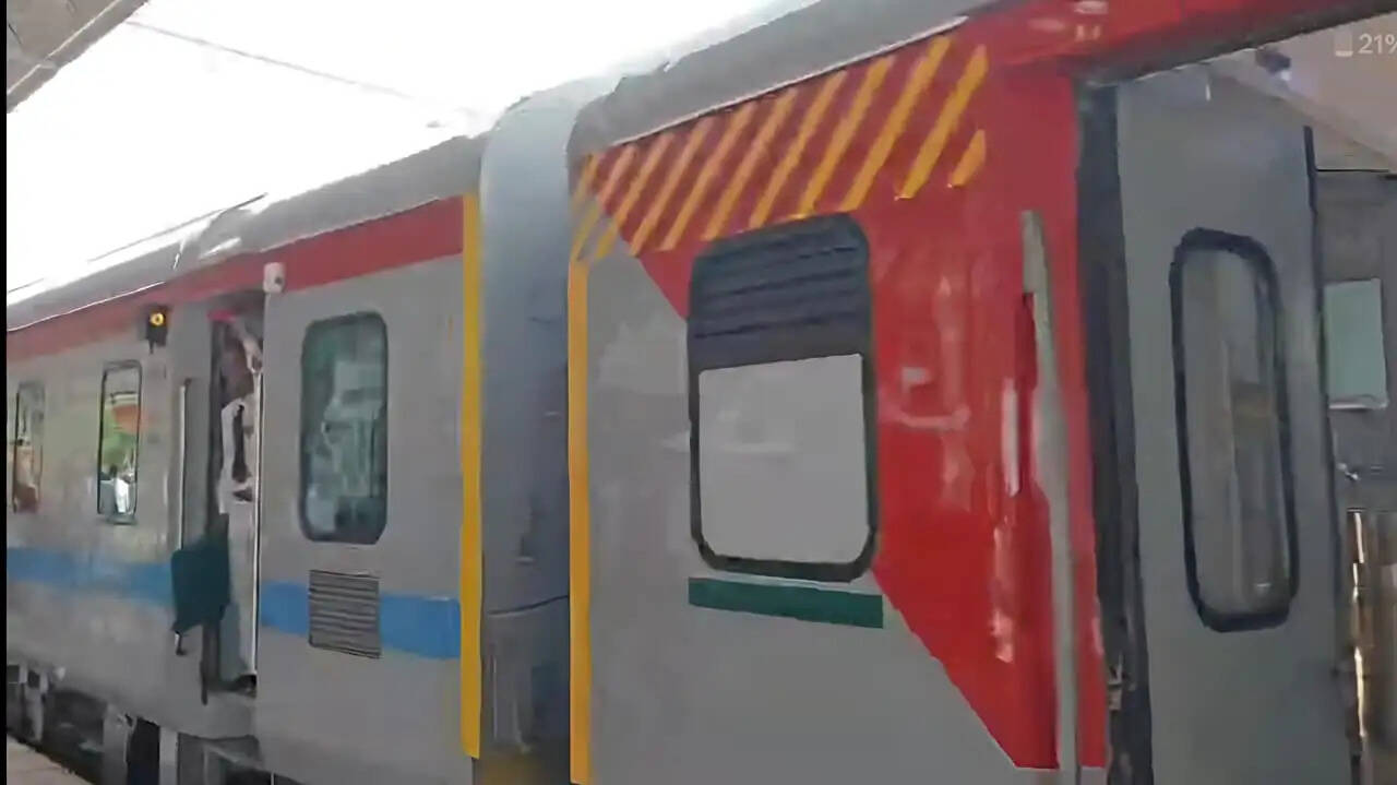 जुलाई में 17 जोड़ी ट्रेनों में लगेंगे 40 अतिरिक्त कोच