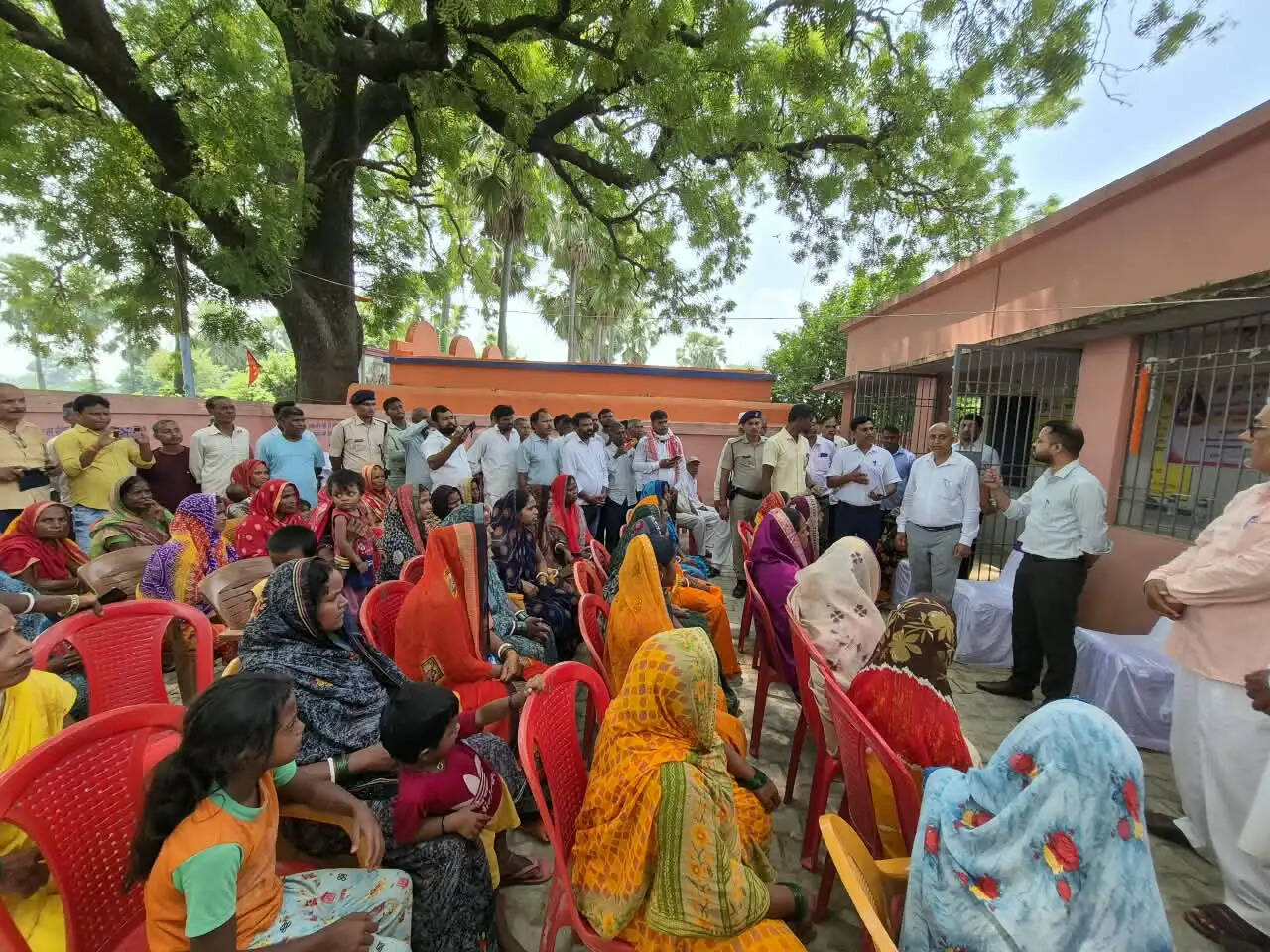 सारण के अनुसूचित जाति बहुल गांवों में संत रविदास विकास शिविर का हुआ आयोजन