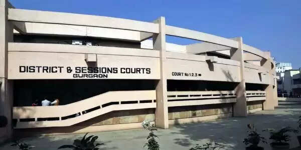 गुरुग्राम की कंपनी का डाटा बेचने के आरोप में कर्मचारी समेत दो काबू