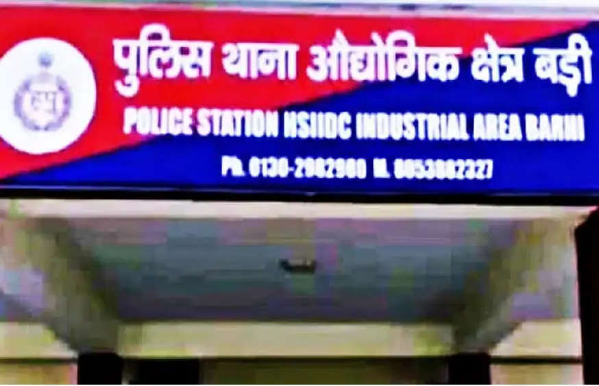 सोनीपत में गाय को रस्सी बांधकर गाड़ी से खींचा, मौत