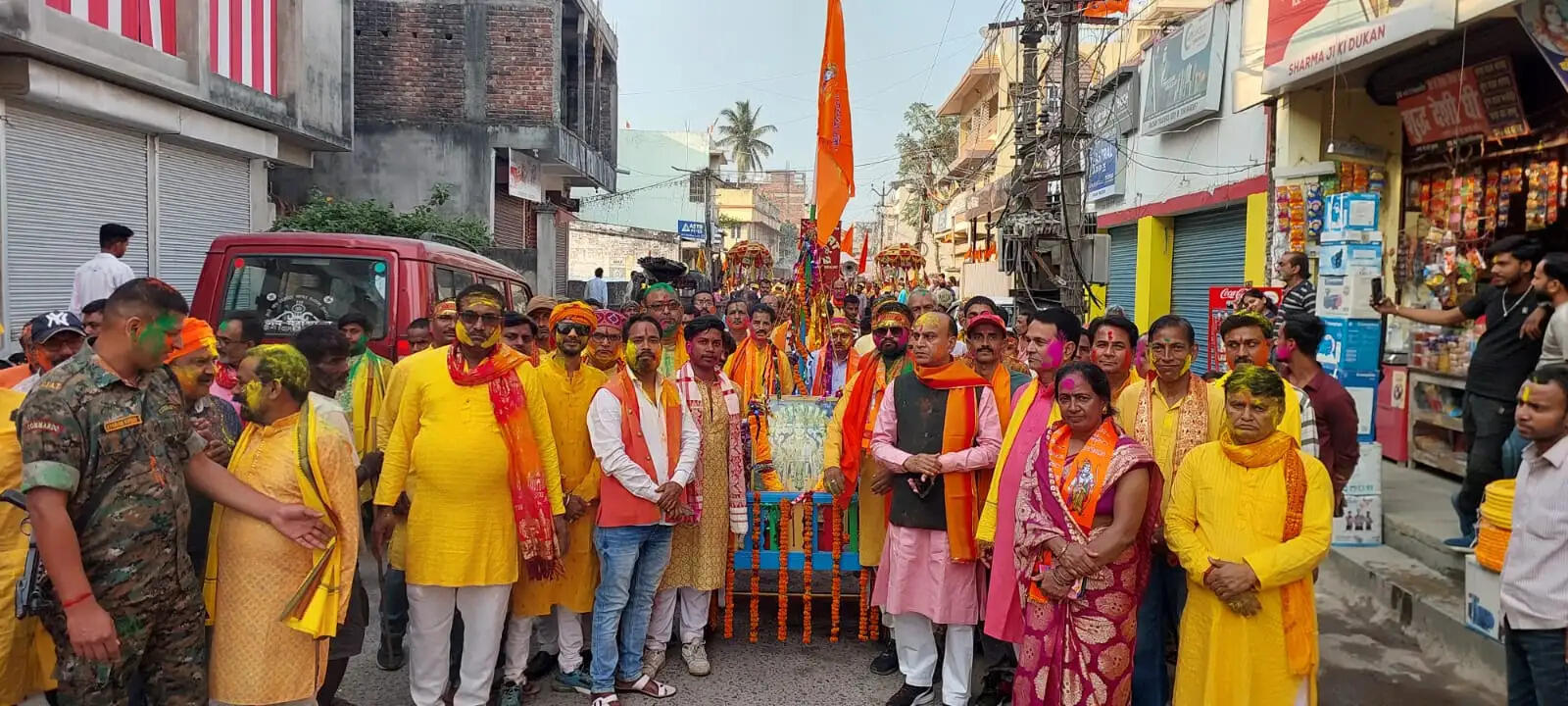 श्री विष्णु विराट रूप का दर्शन सह नवाह संकीर्तन का समापन,शहर में शोभायात्रा निकालकर प्रतिमा विसर्जित