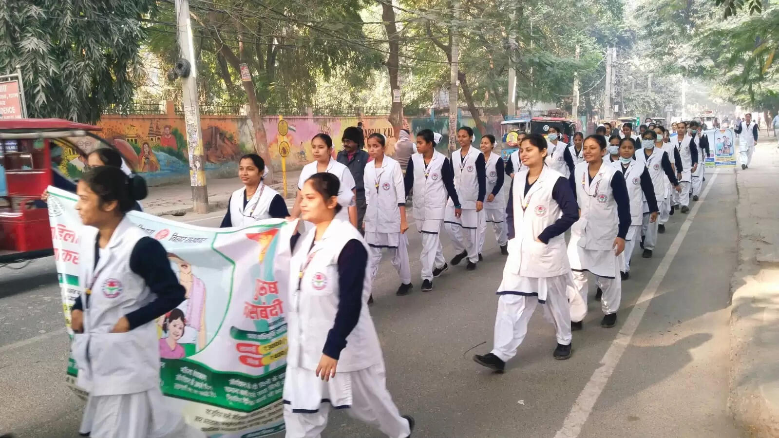 सदर अस्पताल छपरा की एनएम छात्राओं ने निकाली जागरूकता रैली